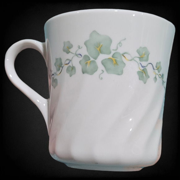 Vintage Corningware Callaway Ivy Mugs USA Made 8oz Coffee Cups Set of 6 - Picture 6 of 12